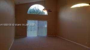 6568 Marissa Cir in Greenacres, FL - Building Photo - Building Photo