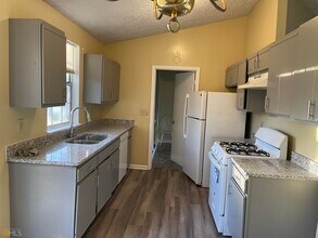 10399 Briarbay Dr in Jonesboro, GA - Building Photo - Building Photo