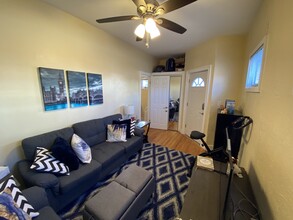 39 Cross St, Unit 39 in Somerville, MA - Building Photo - Building Photo