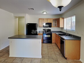 2276 E Gleneagle Dr in Chandler, AZ - Building Photo - Building Photo