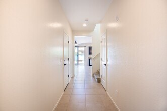 12038 W Briles Rd in Peoria, AZ - Building Photo - Building Photo