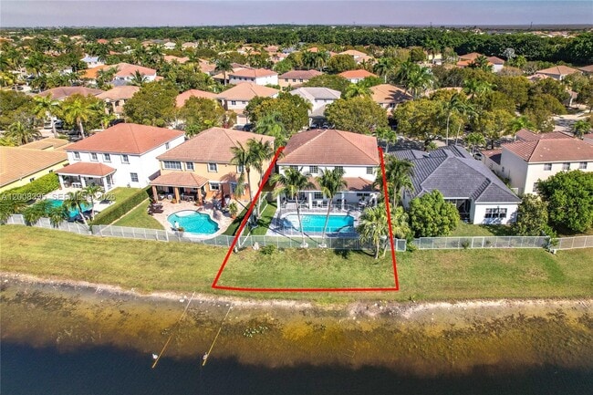 1598 Sandpiper Cir in Weston, FL - Building Photo - Building Photo