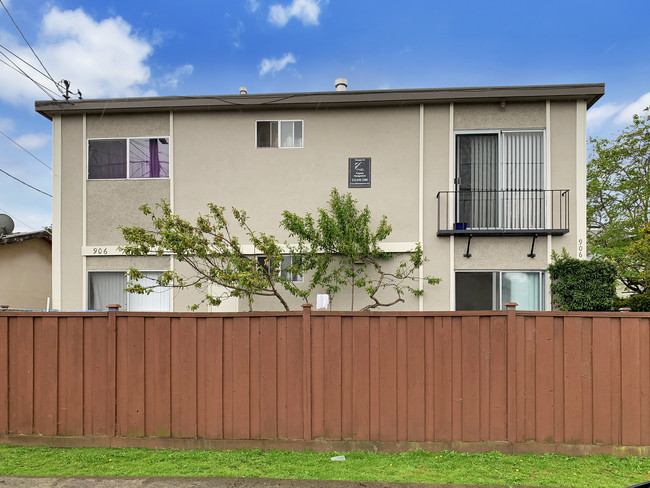 906 Channing Way in Berkeley, CA - Building Photo - Building Photo