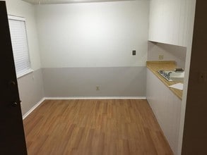 2004 Ahern St in Marysville, CA - Building Photo - Building Photo