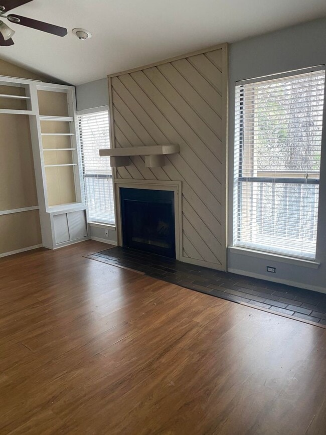 612 Park Pl in Austin, TX - Foto de edificio - Building Photo