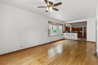 2120 N Whipple St in Chicago, IL - Building Photo - Building Photo