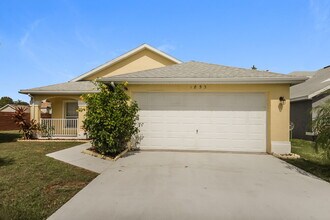 1853 Wimbledon St in Kissimmee, FL - Foto de edificio - Building Photo