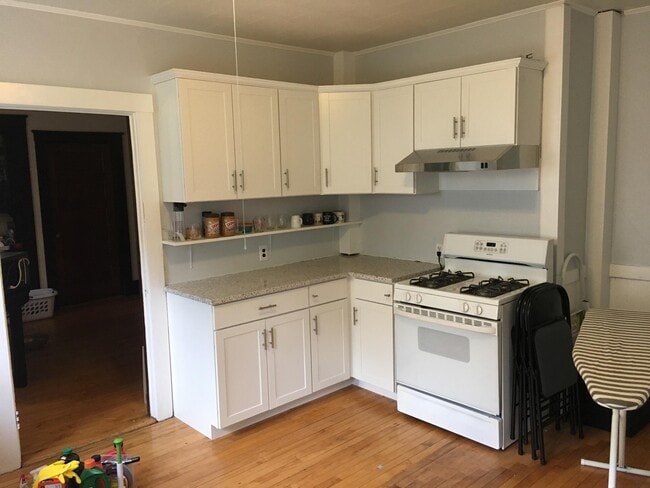 property at 117 Lexington Ave