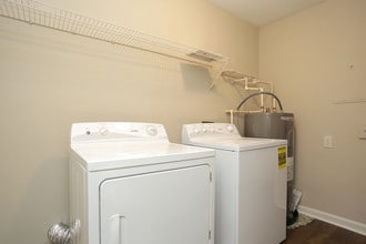 Magnolia Park Apartments in Atlanta, GA - Foto de edificio - Interior Photo