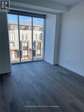 18-18 Greenbriar Rd in Toronto, ON - Building Photo - Building Photo