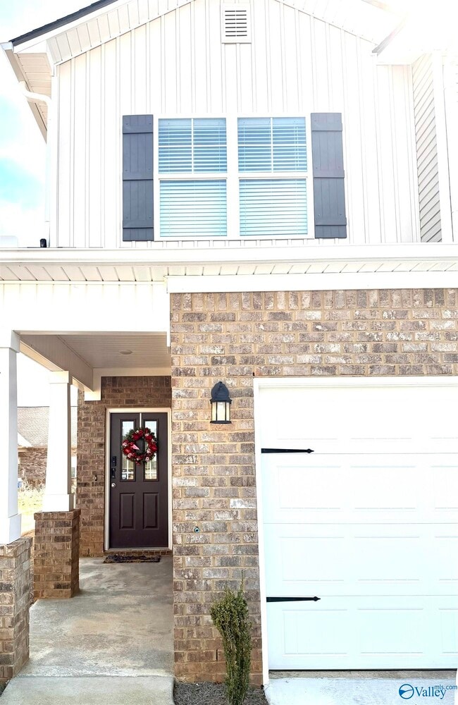 property at 7559 Discovery Pt Dr NW