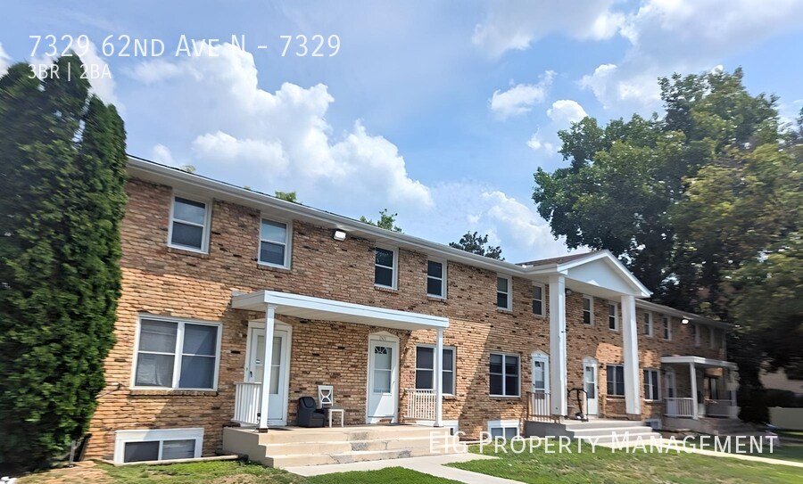 7329 62nd Ave N in New Hope, MN - Building Photo