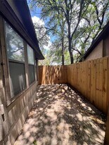 1006 Milford Way in Austin, TX - Building Photo