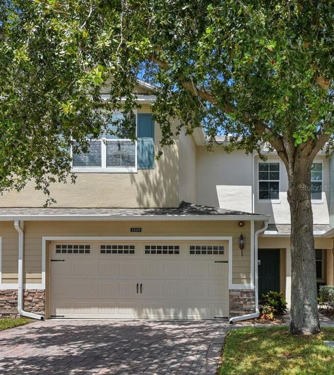 property at 1519 Priory Cir