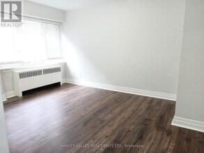 464-464 Summerhill Ave in Toronto, ON - Building Photo - Building Photo