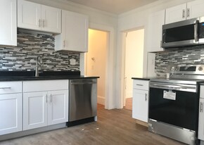 6 Endicott Ave, Unit 2 in Somerville, MA - Building Photo