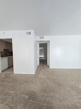 5353 Dora St in Houston, TX - Building Photo - Building Photo