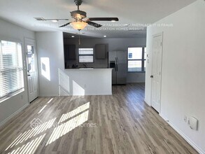 22411 Sonora River Trce in Roman Forest, TX - Foto de edificio - Building Photo