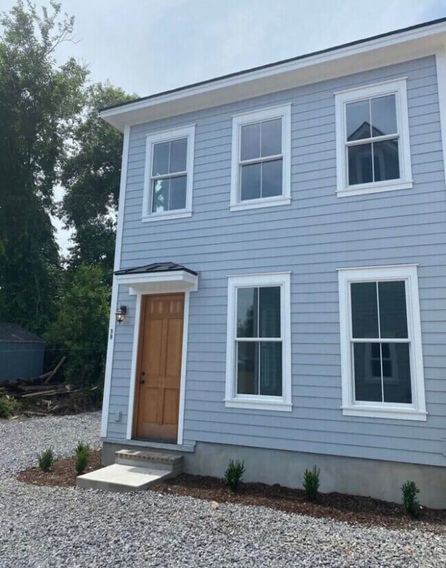 property at 9 Hanover St