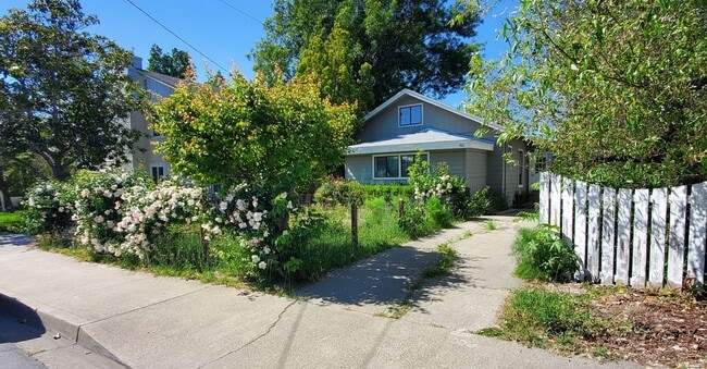 property at 482 Sandercock St