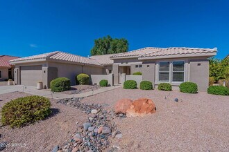 22408 N Las Vegas Dr in Sun City West, AZ - Building Photo - Building Photo