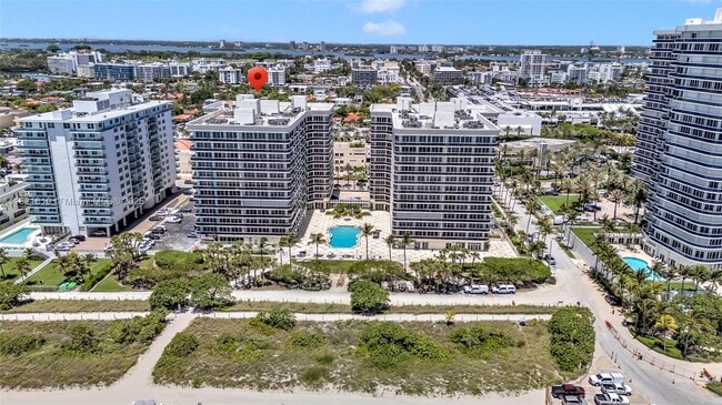 9559 Collins Ave in Surfside, FL - Building Photo - Building Photo