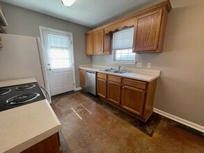 570 Cherub Ct in Conway, AR - Building Photo - Building Photo