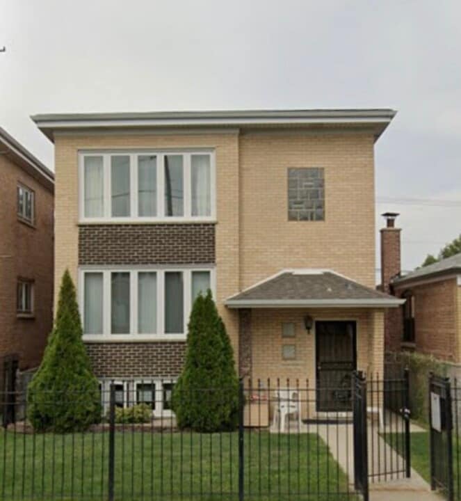 5504 W 63rd Pl in Chicago, IL - Building Photo