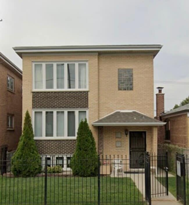 property at 5504 W 63rd Pl