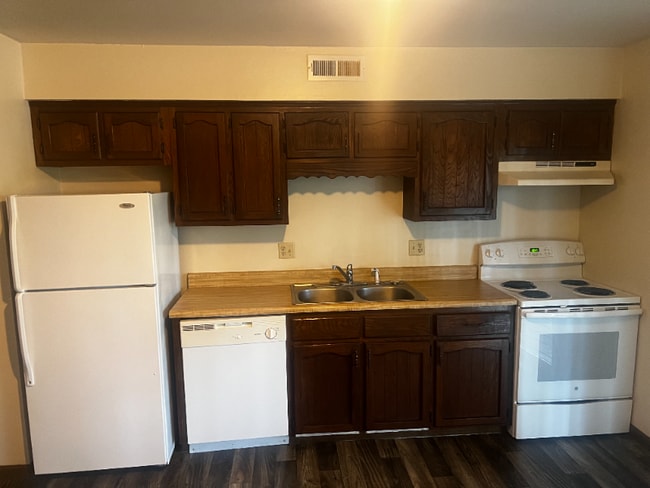 2309 Southridge Dr in Jefferson City, MO - Building Photo - Building Photo