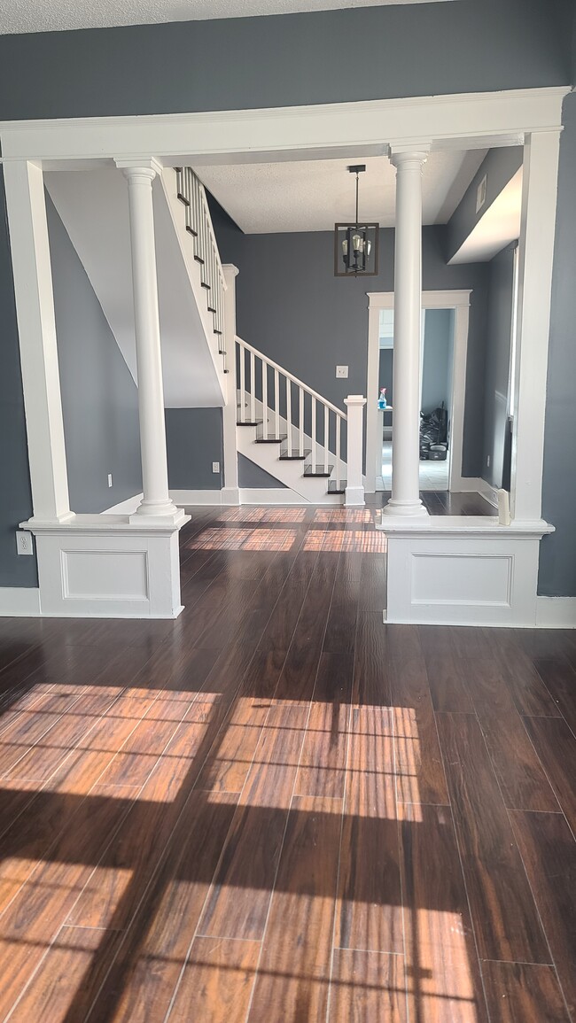 property at 2614 N Galvez St