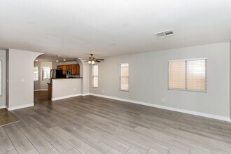 5353 Greta Garbo St in North Las Vegas, NV - Building Photo - Building Photo