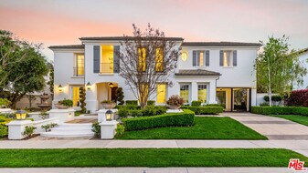 25490 Prado De Las Bellotas in Calabasas, CA - Building Photo