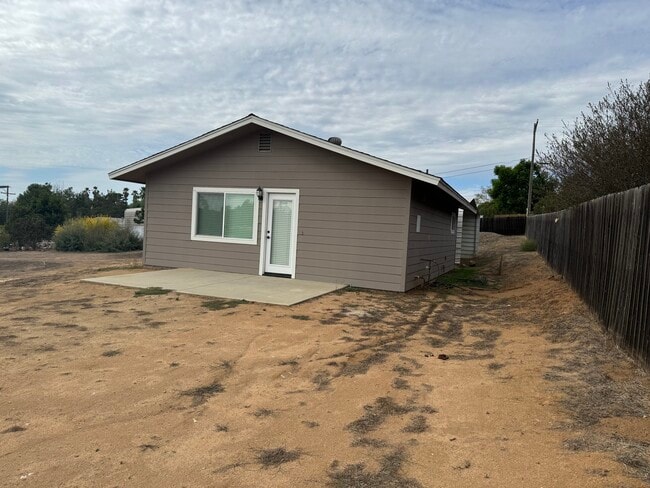property at 1129 Via Estrellada