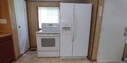 136 E Wadsworth Cir in Oak Ridge, TN - Building Photo - Building Photo