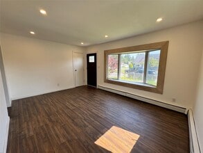 31 Brennan Pl in Deer Park, NY - Building Photo - Building Photo