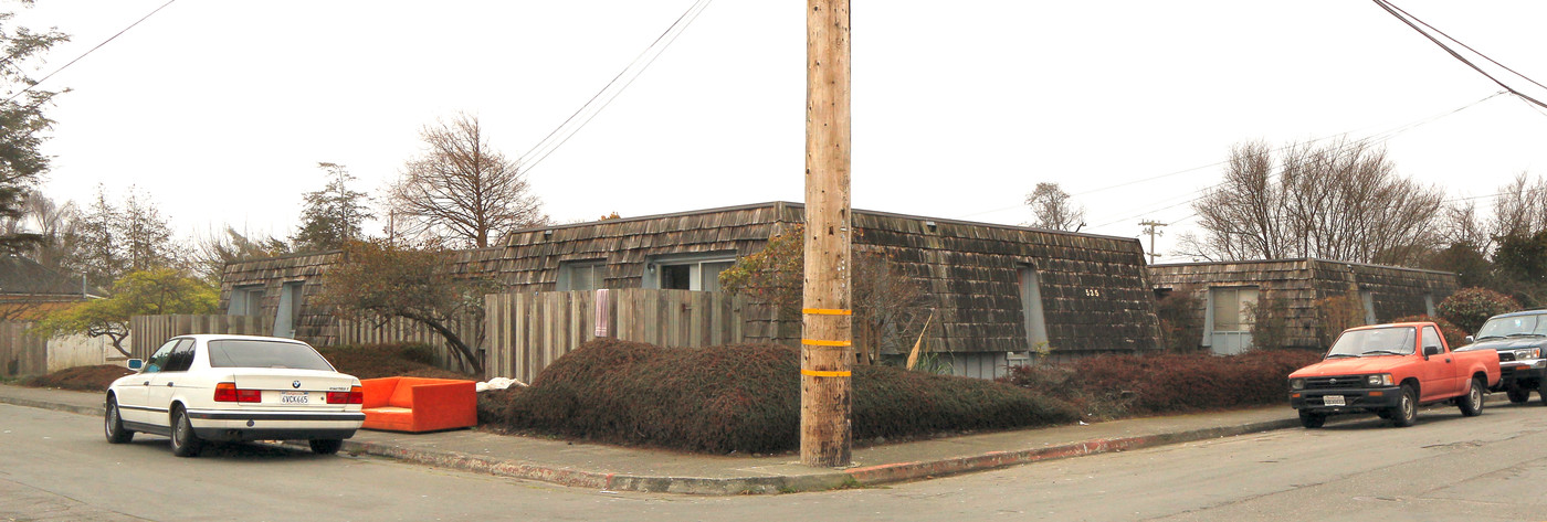 535 5th St in Arcata, CA - Building Photo