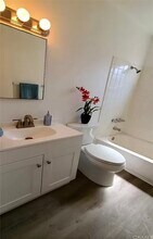 5021 Atlantic Ave, Unit 28 in Long Beach, CA - Building Photo - Building Photo