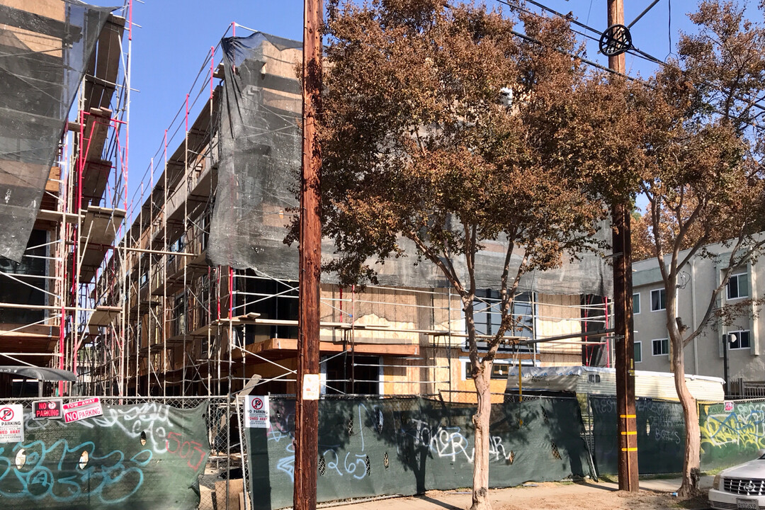 Contour at Noho in North Hollywood, CA - Building Photo