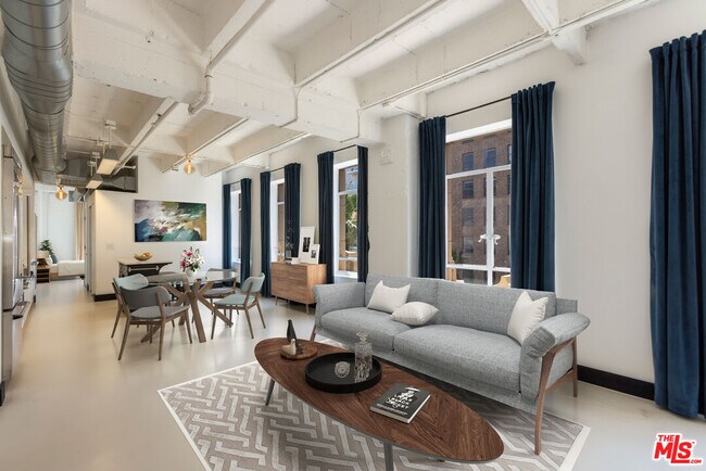 6253 Hollywood Blvd in Los Angeles, CA - Building Photo - Building Photo