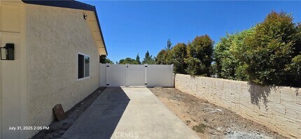 3024 Sonrisa Dr, Unit 354C-LL in Corona, CA - Building Photo - Building Photo