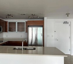 3250 NE 1st Ave, Unit 903 in Miami, FL - Building Photo - Building Photo