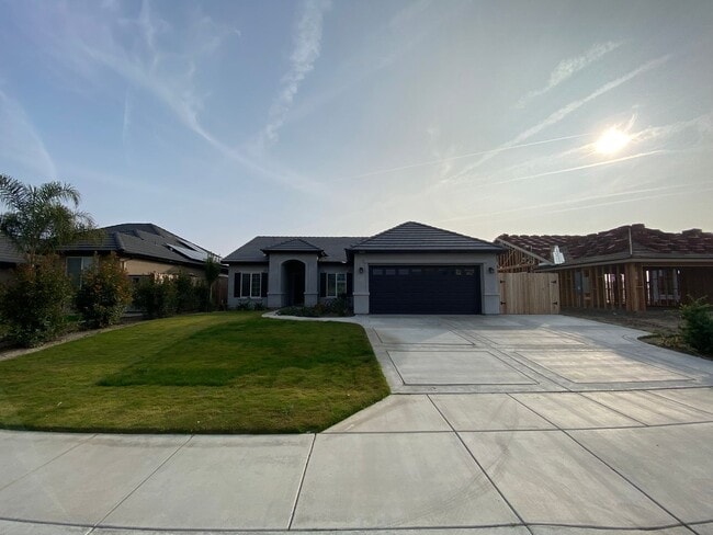 6609 Bangor Pl in Bakersfield, CA - Building Photo - Building Photo