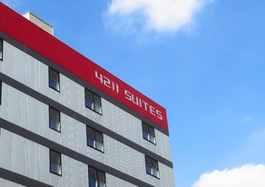 4211 Chestnut St in Philadelphia, PA - Building Photo