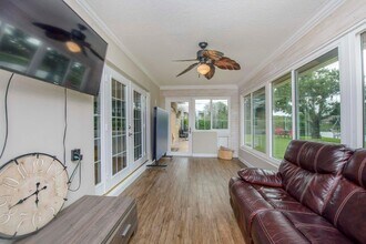 120 Sycamore Dr in Royal Palm Beach, FL - Building Photo - Building Photo