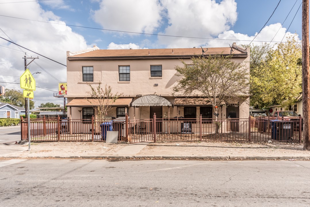 Gevers Lofts in San Antonio, TX - Building Photo