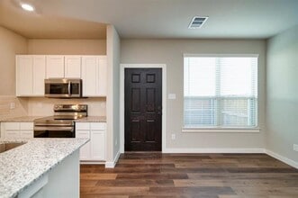 745 Harvest Moon Dr in Venus, TX - Building Photo - Building Photo