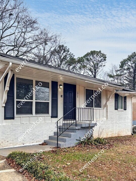 1935 Lathrop St SE in Atlanta, GA - Building Photo