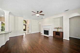 22430 Water Edge Ln in Katy, TX - Building Photo - Building Photo