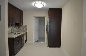 838 NE 38th St, Unit 838 in Oakland Park, FL - Foto de edificio - Building Photo